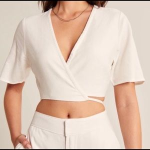 Abercrombie linen wrap top M
